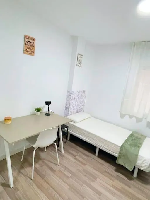 Modern Apartment In Malaga - Rosas